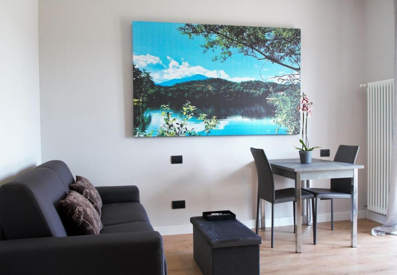 7 Lakes Aparthotel Burolo Exteriör bild
