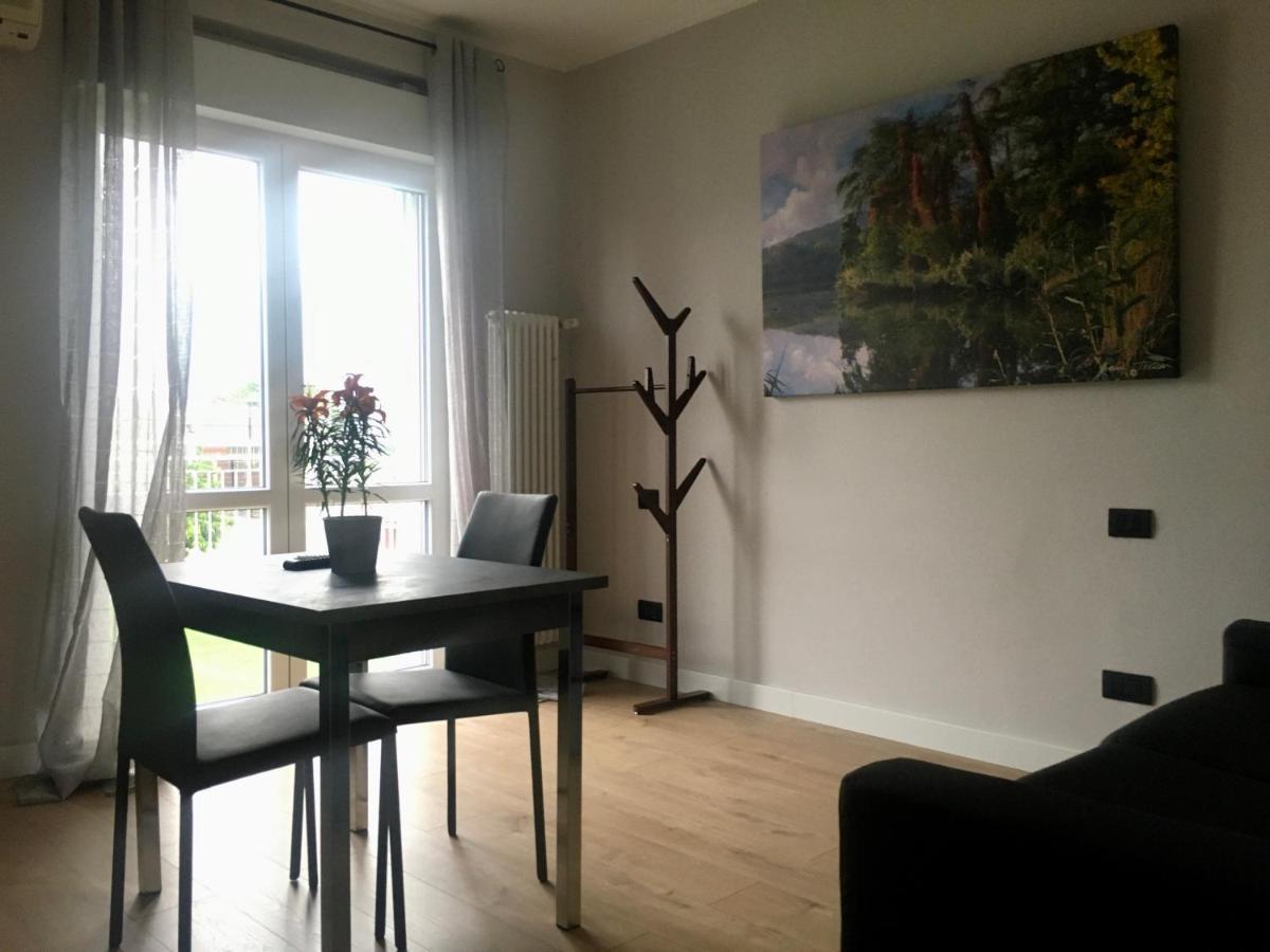 7 Lakes Aparthotel Burolo Exteriör bild
